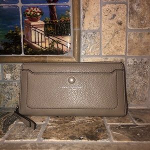 Marc Jacobs Continental Wallet